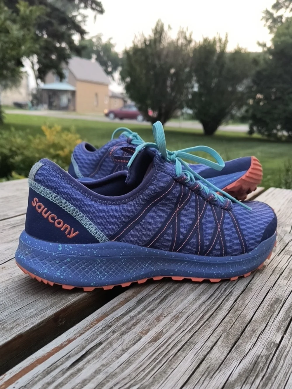 Saucony Running Shoes Women's Size 11 EUC